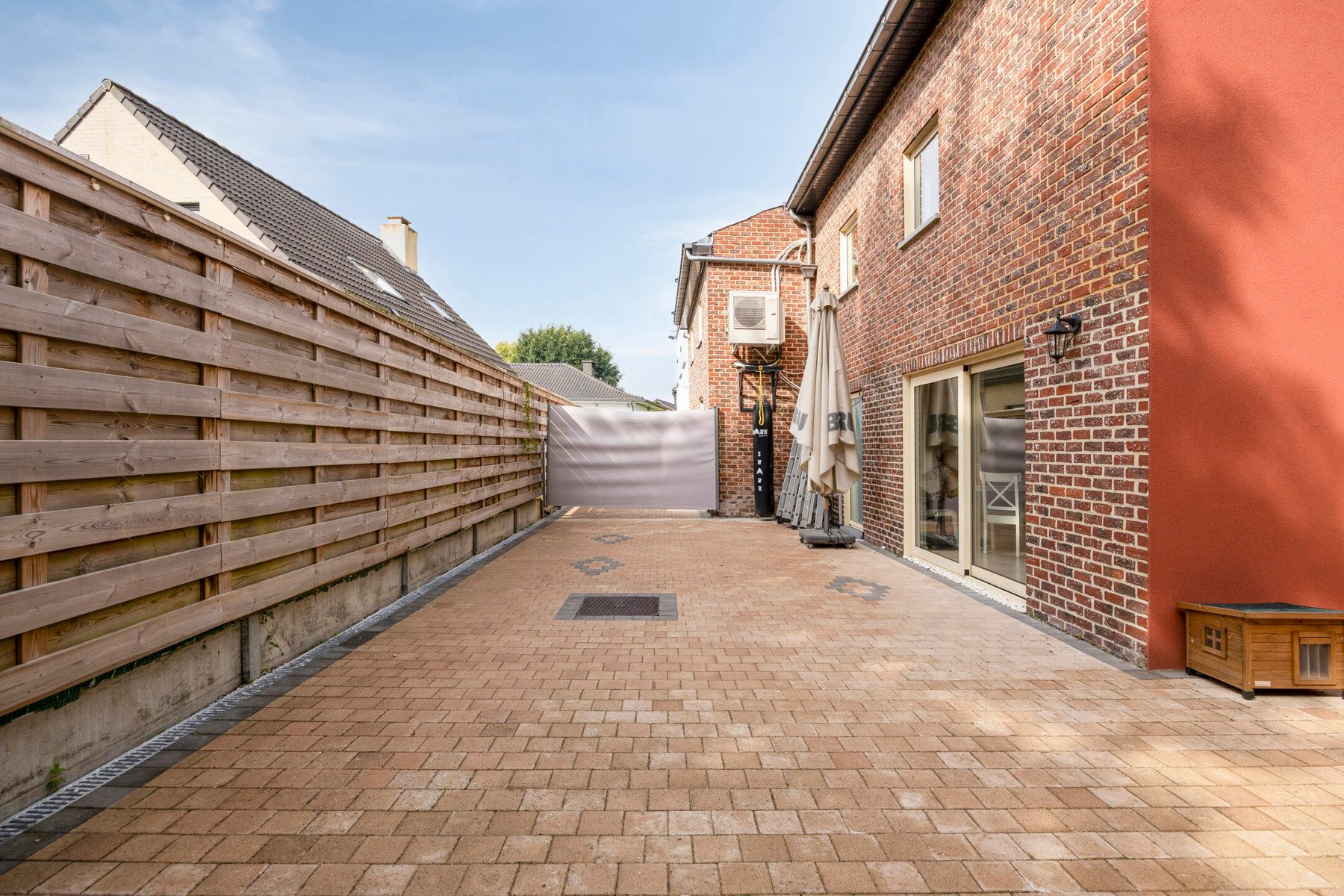 Volledig gerenoveerde, instapklare woning in groene omgeving foto 29