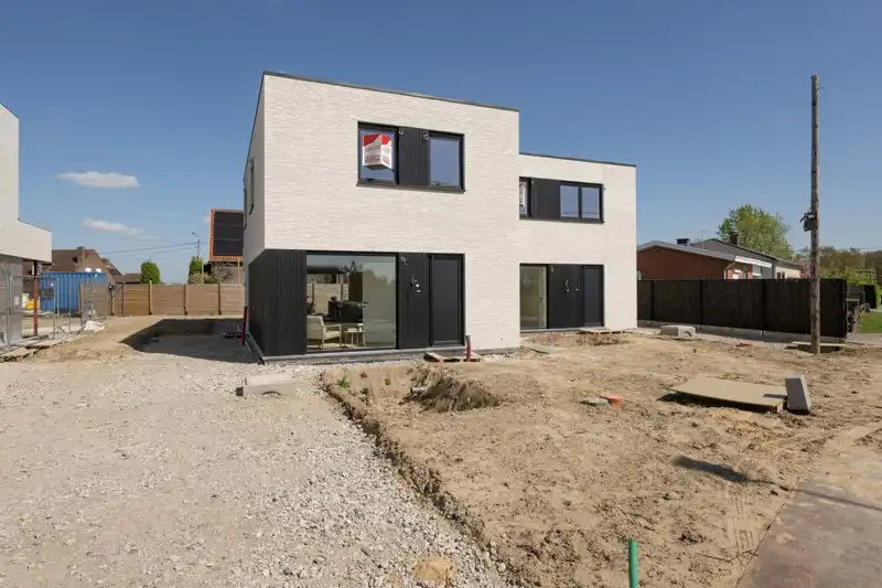 🏡✨ Prachtige nieuwbouwwoning met 3 slaapkamers TE KOOP in Sint-Eloois-Vijve! foto 22