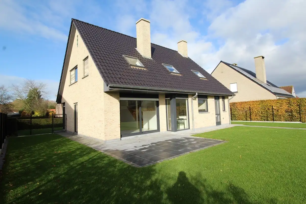 Zeer ruime villa met 3 slaapkamers te huur! foto 20