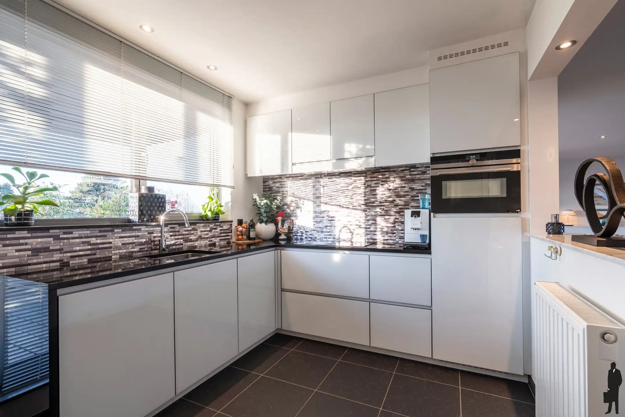 Instapklaar penthouse met zonnig royaal dakterras ! foto 8