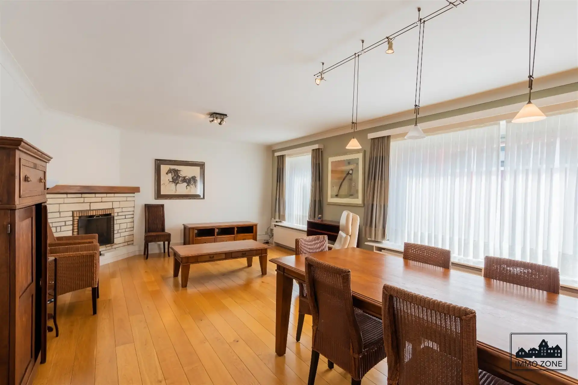 Gunstig gelegen 2 slaapkamer appartement met terras. foto 3