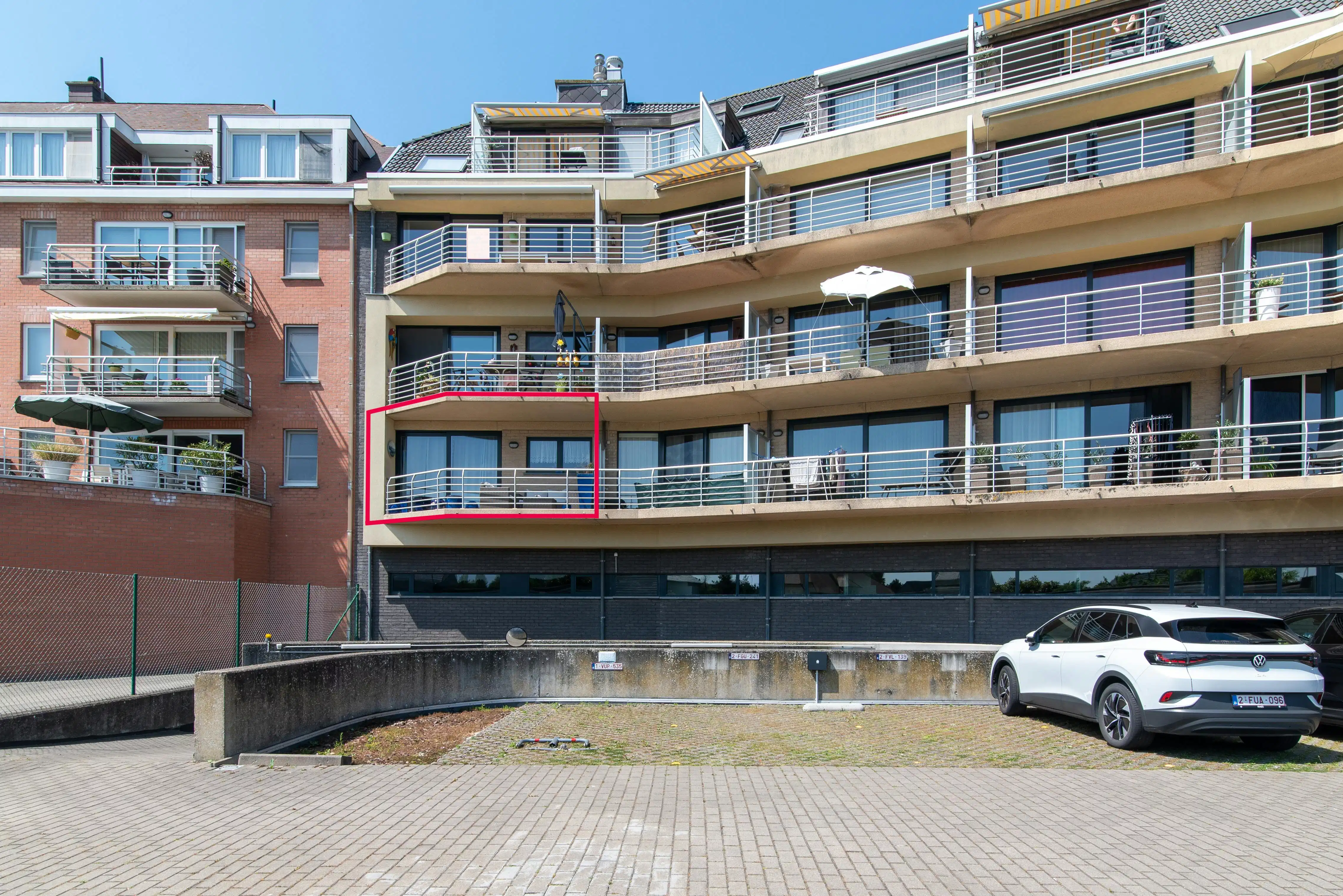 2-slaapkamer appartement met prachtig zonneterras foto {{pictureIndex}}