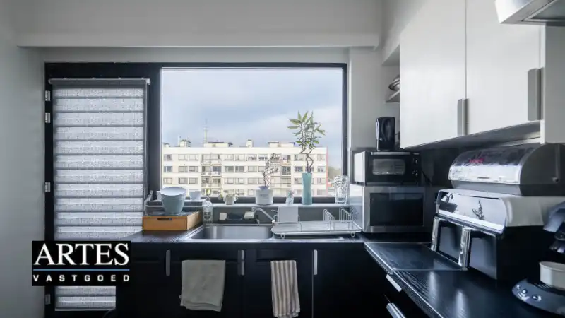 Centraal gelegen appartement met 1 slaapkamer in Genk foto 11