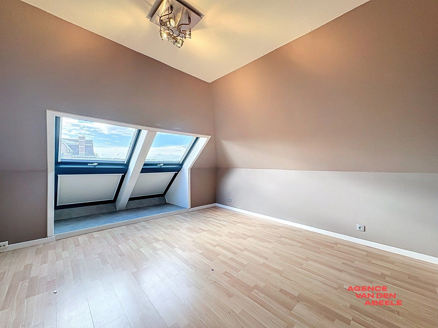 Ruim duplexappartement met prachtig terras foto 16