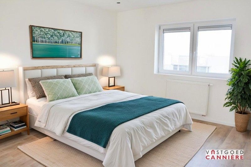 Prachtig, volledig gerenoveerde woning met leuke aangelegde tuin in Wevelgem TE KOOP! foto 10