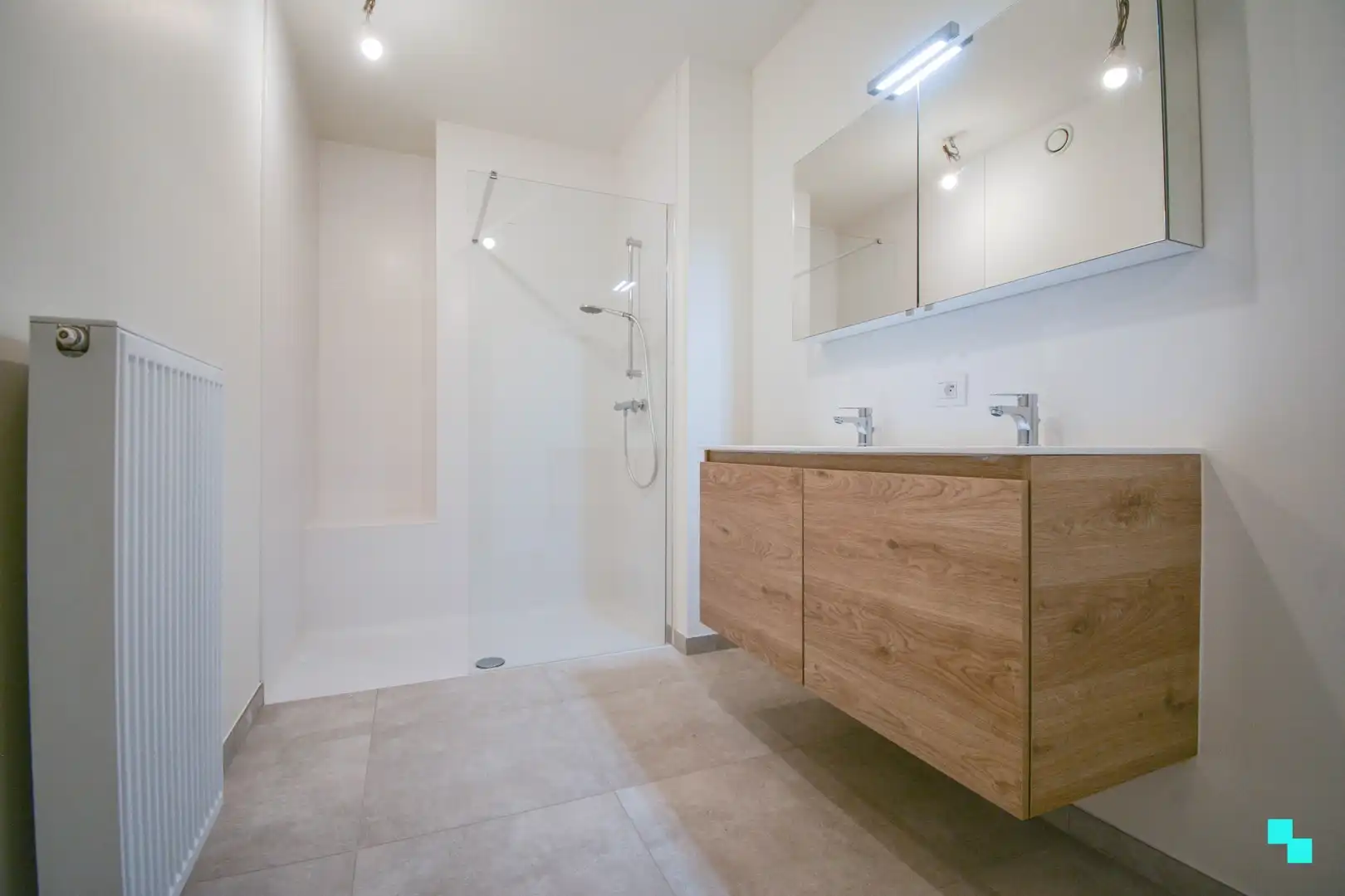 Gelijkvloers nieuwbouw appartement in dorpskern Gits foto 11