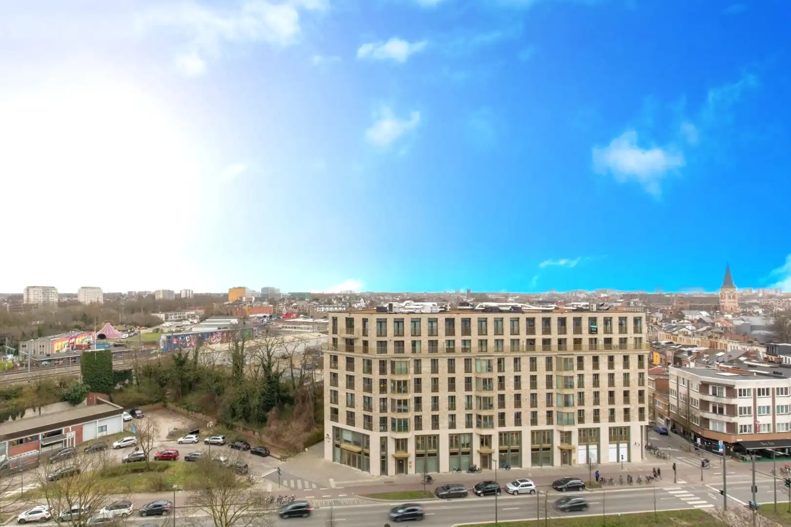 Ruime studio met terras en prachtig uitzicht foto 5