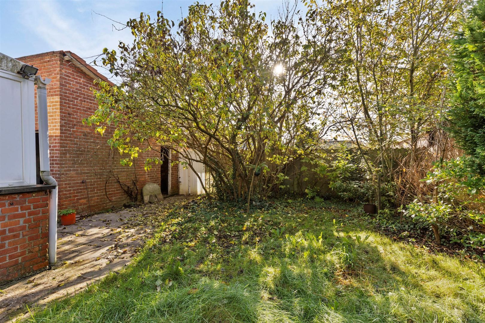 Te renoveren woning in hartje van Nieuwerkerken foto 21