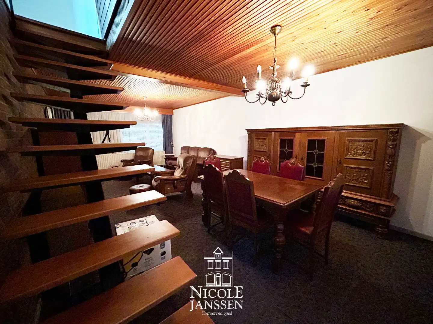 Halfvrijstaande gezinswoning foto 5