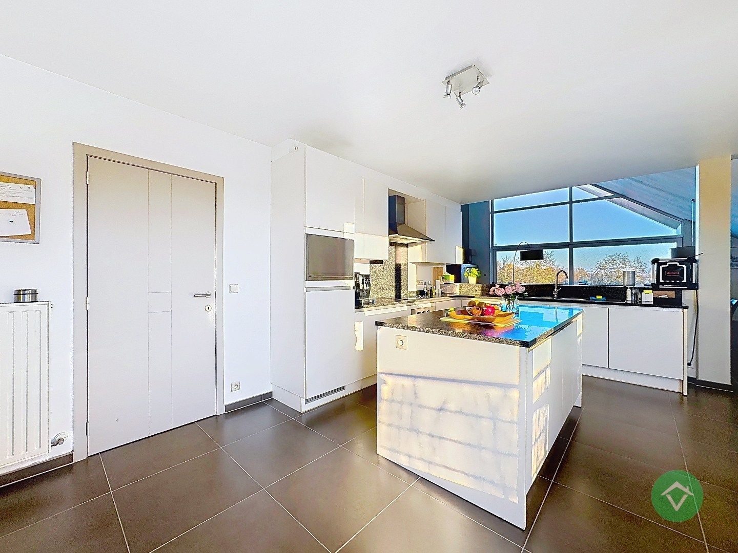 Luxe villa-appartement met dubbele garage en prachtig uitzicht in Koekelare foto 14