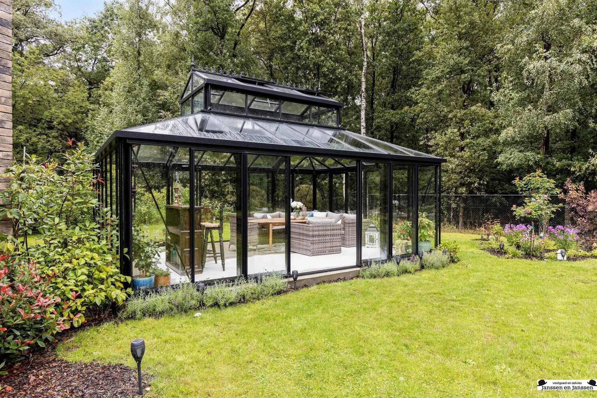 Zeldzame nieuwbouwwoning op een perceel van 40 are met imposante tuin in Kapellen  foto 31