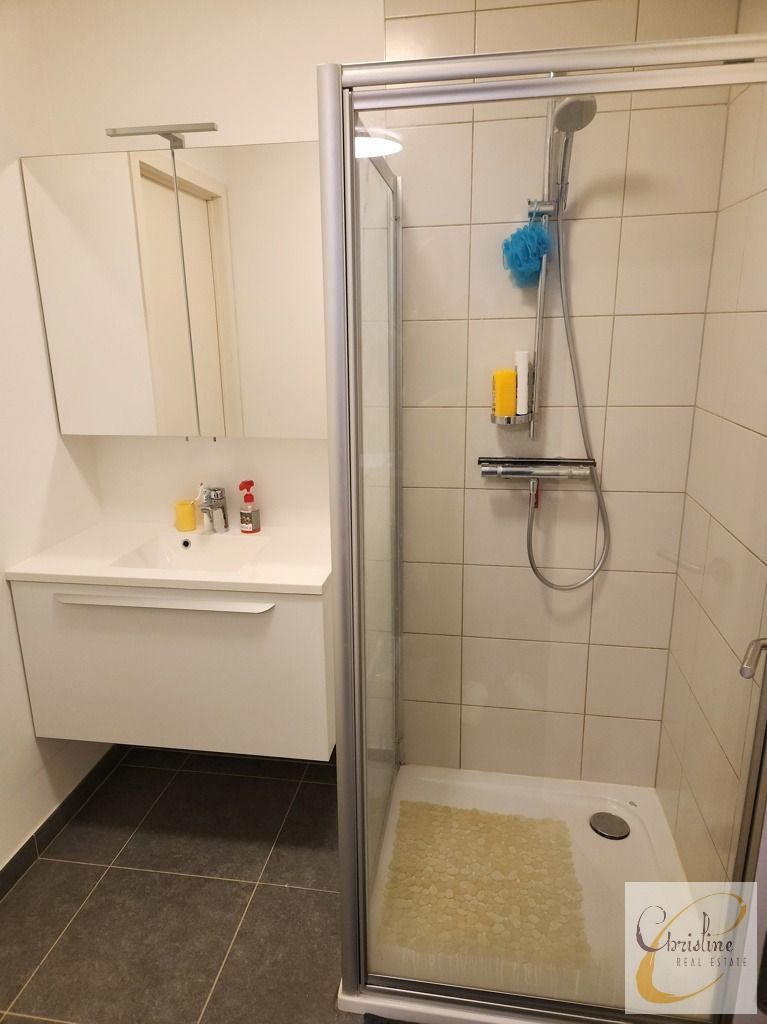 Modern instapklaar appartement met 1 slaapkamer. Topligging foto 13