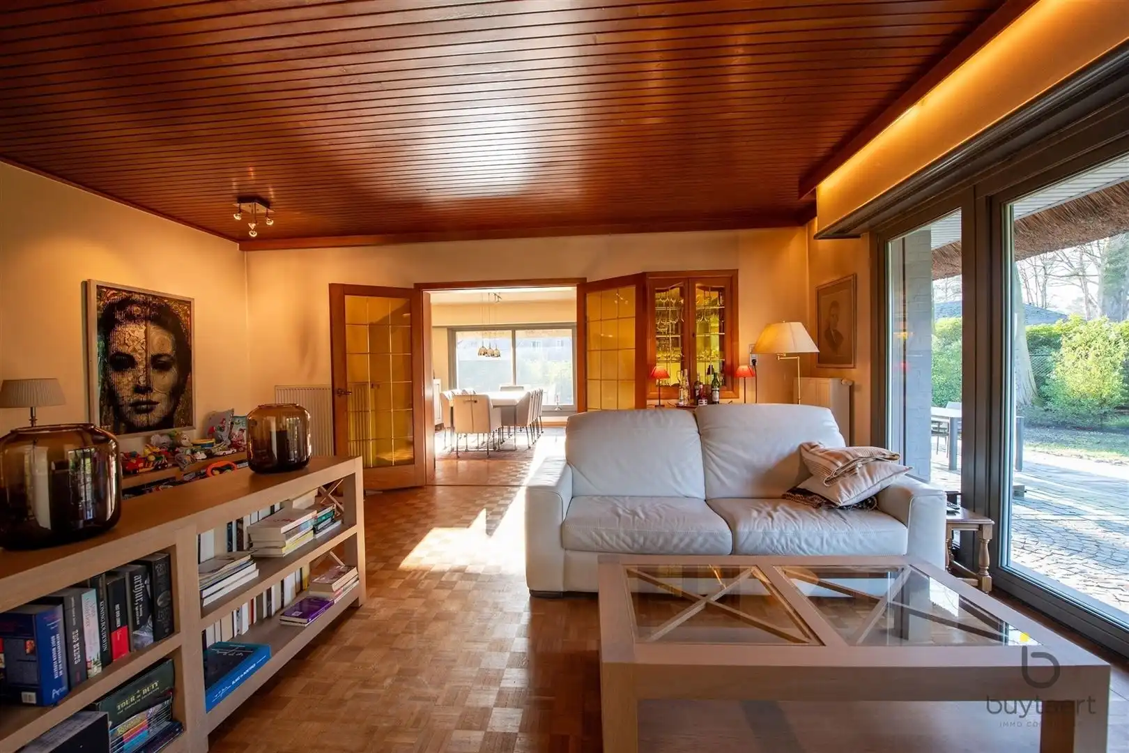 Villa met praktijk of  kangoeroewoning en Zuid - West tuin. foto 16