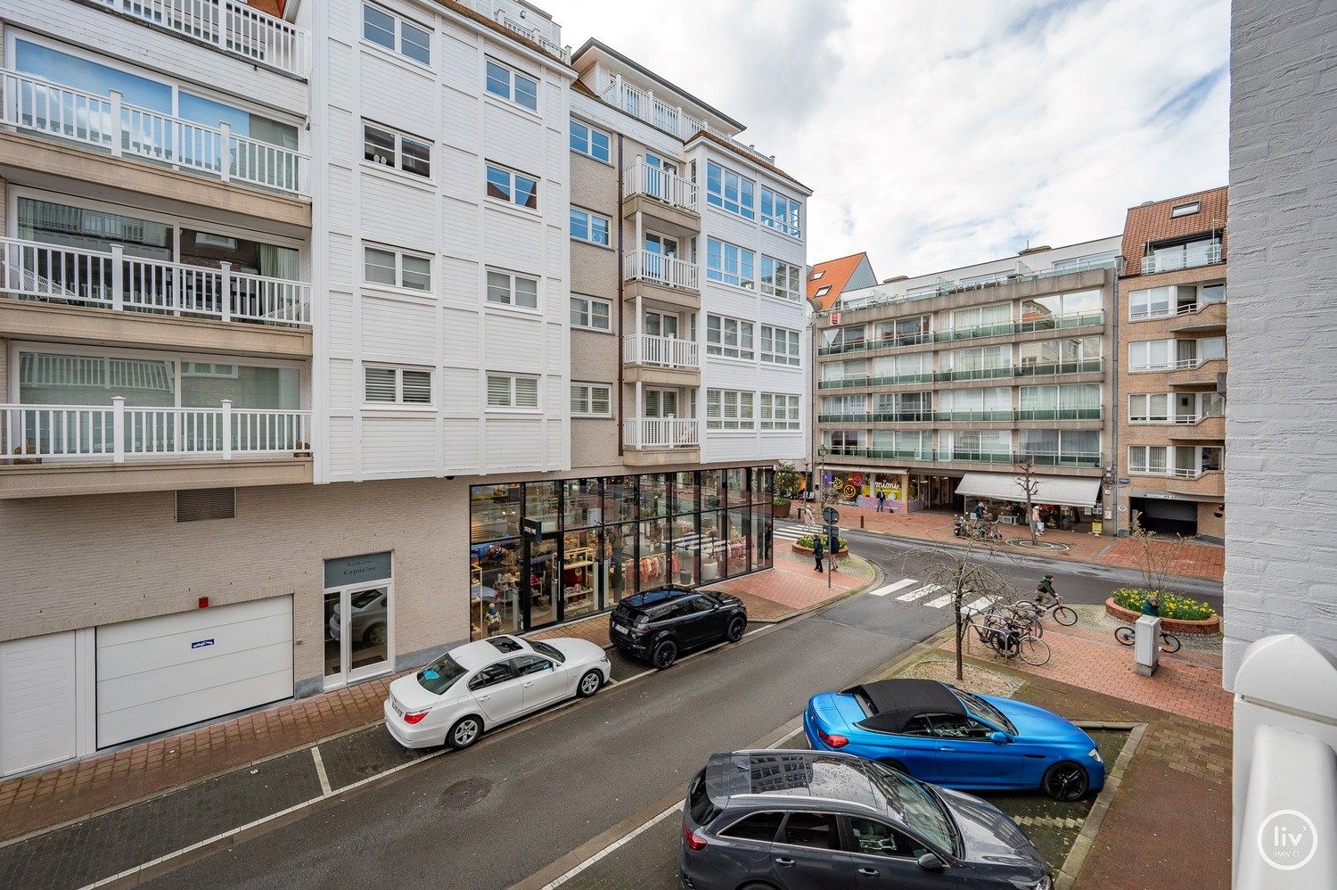 Gezellig en récent duplex appartement met aangenaam terras centraal gelegen op de Duinviooltjesstraat vlakbij de Dumortierlaan te Knokke foto 10