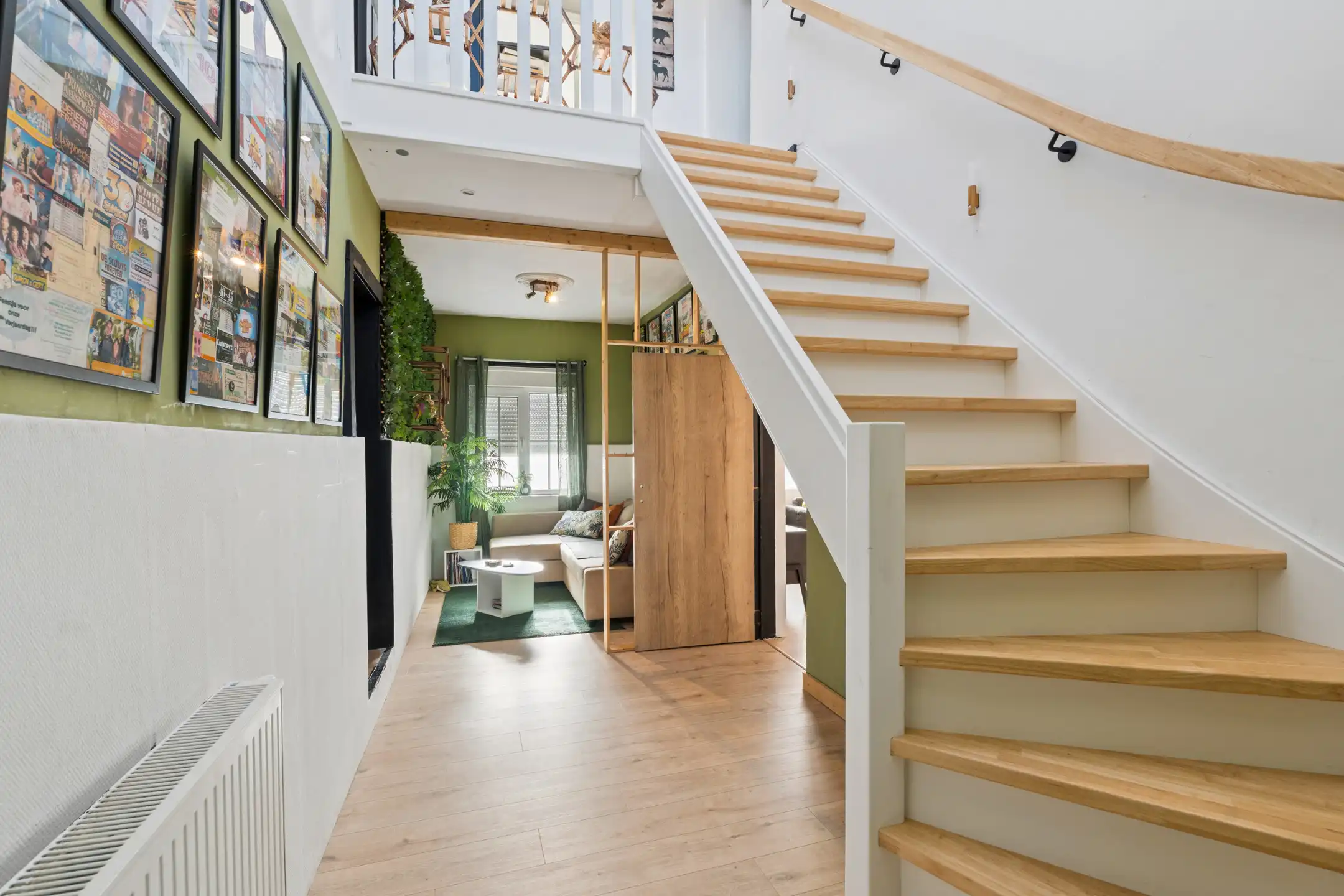 Instapklare, gerenoveerde gezinswoning met 3 slaapkamers foto 10