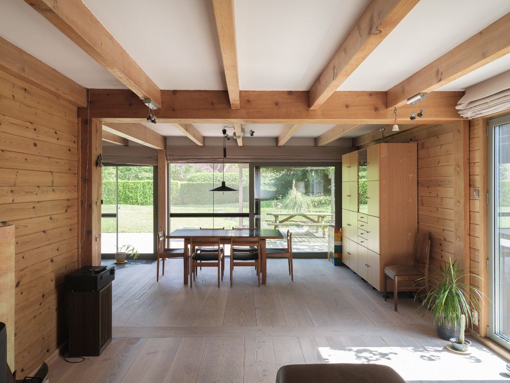 Vrijstaande woning met prachtige tuin en uitzonderlijk bouwvolume (424 m²), omringd door groen foto 4