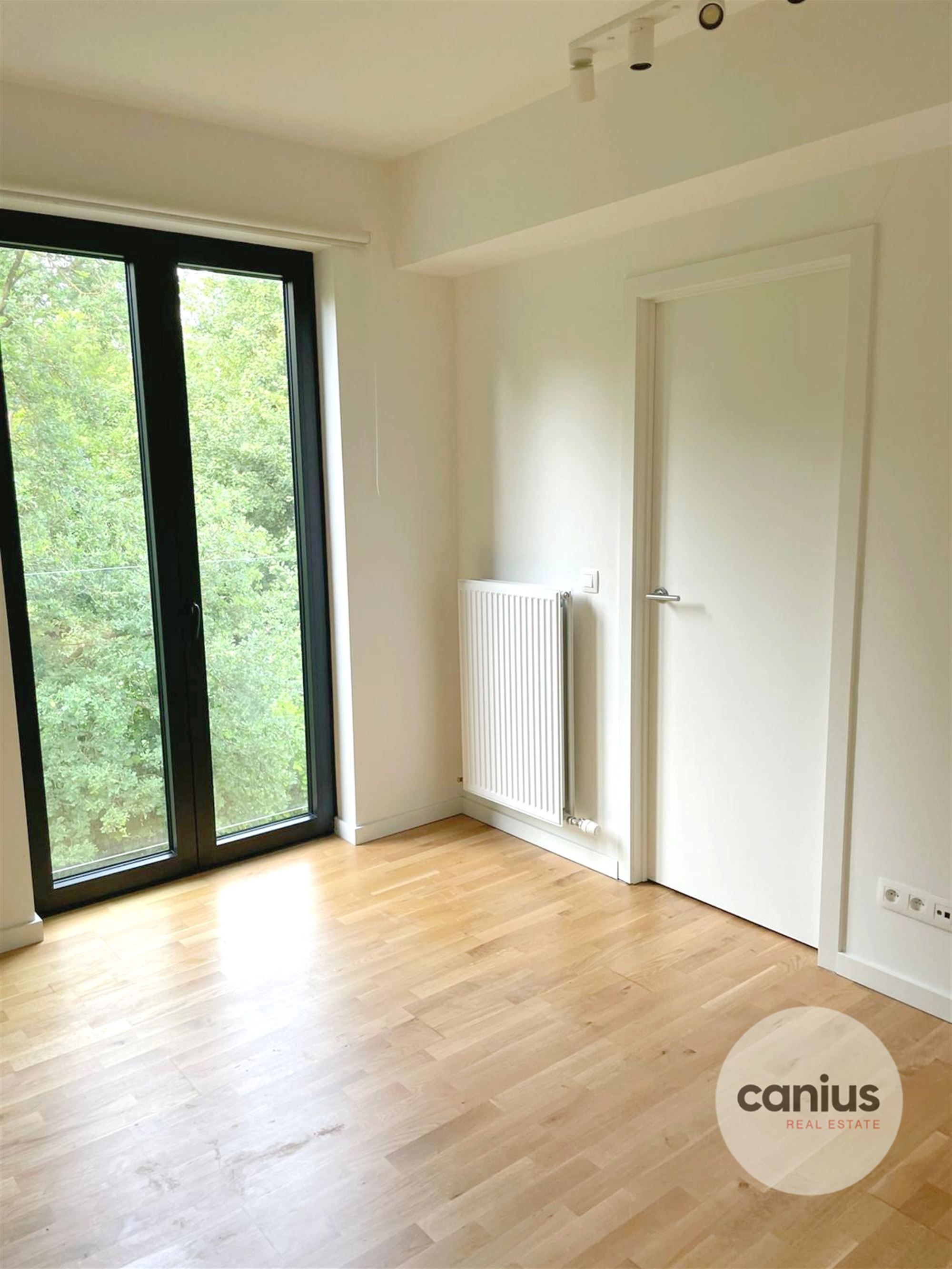 PERFECT ONDERHOUDEN APP MET TERRAS + PARKING  foto 7