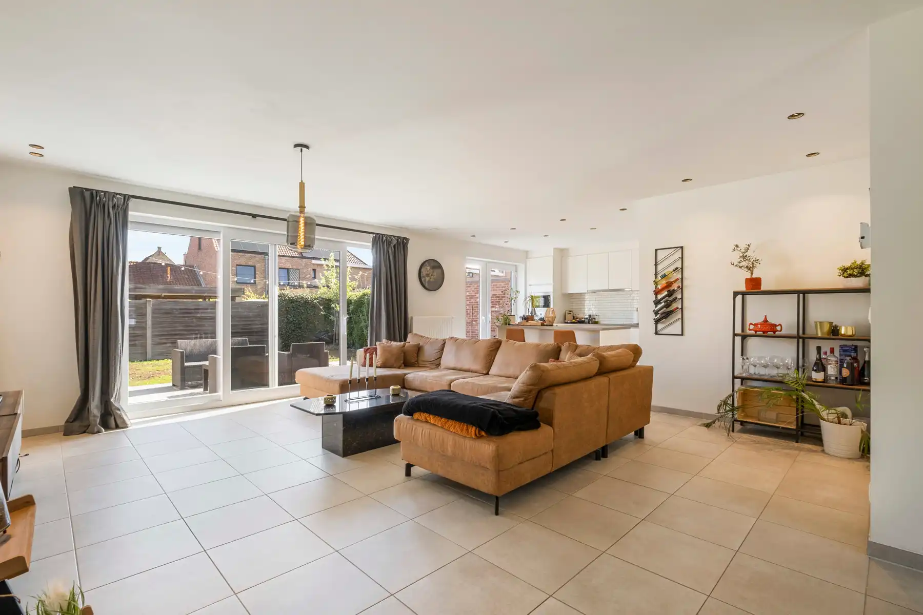 Ruime, energiezuinige woning te Sint-Michiels foto 5