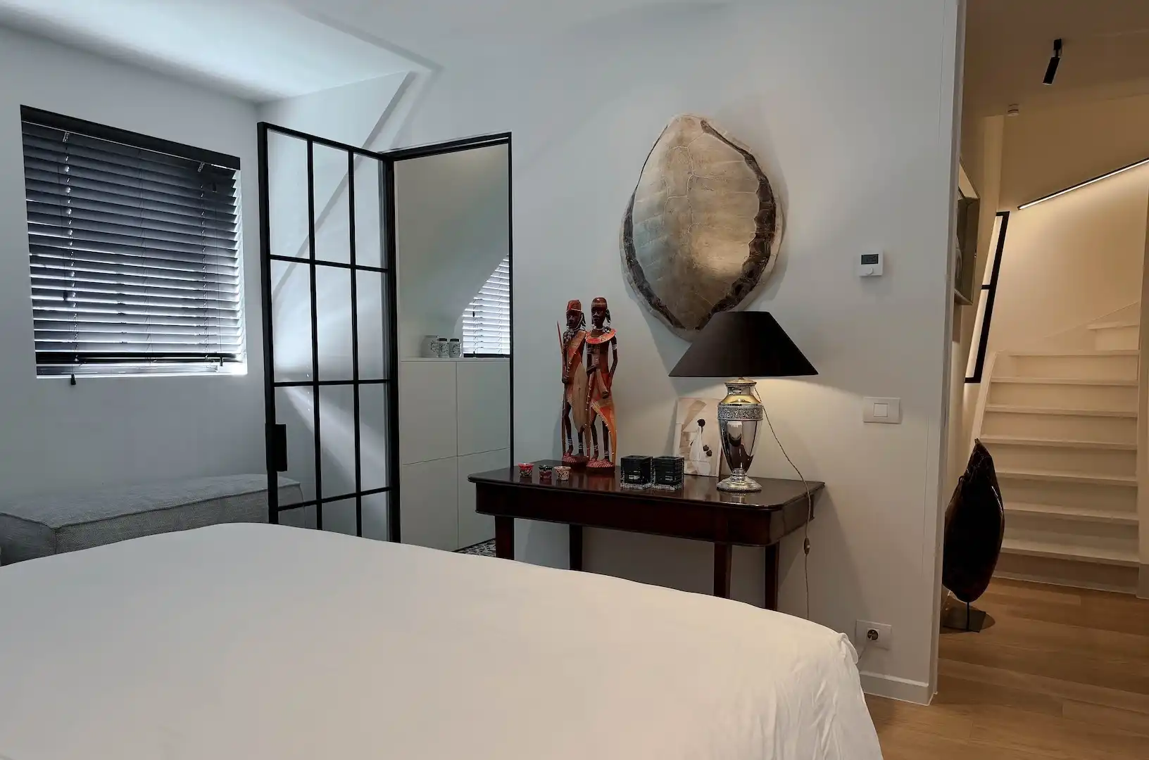 High-end wonen in deze energiezuinige driegevelvilla met zuidwesttuin foto 17