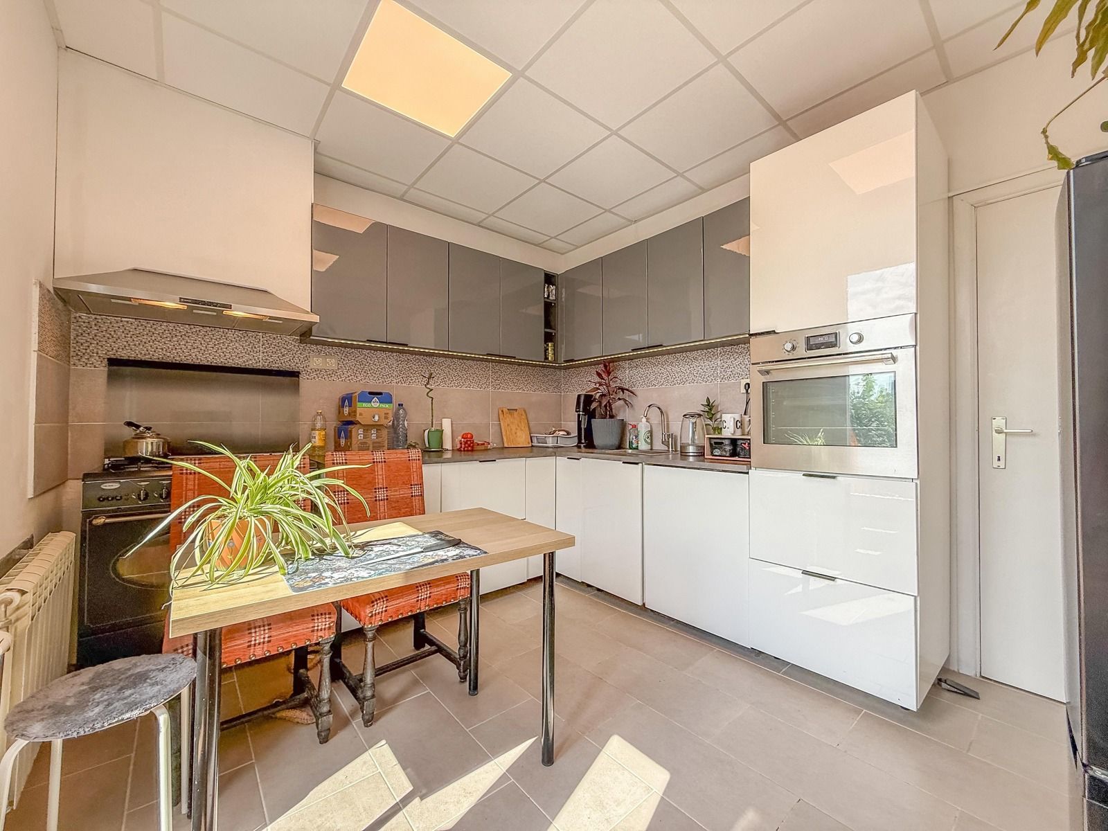 Ruime woning te koop in hartje Temse foto 14