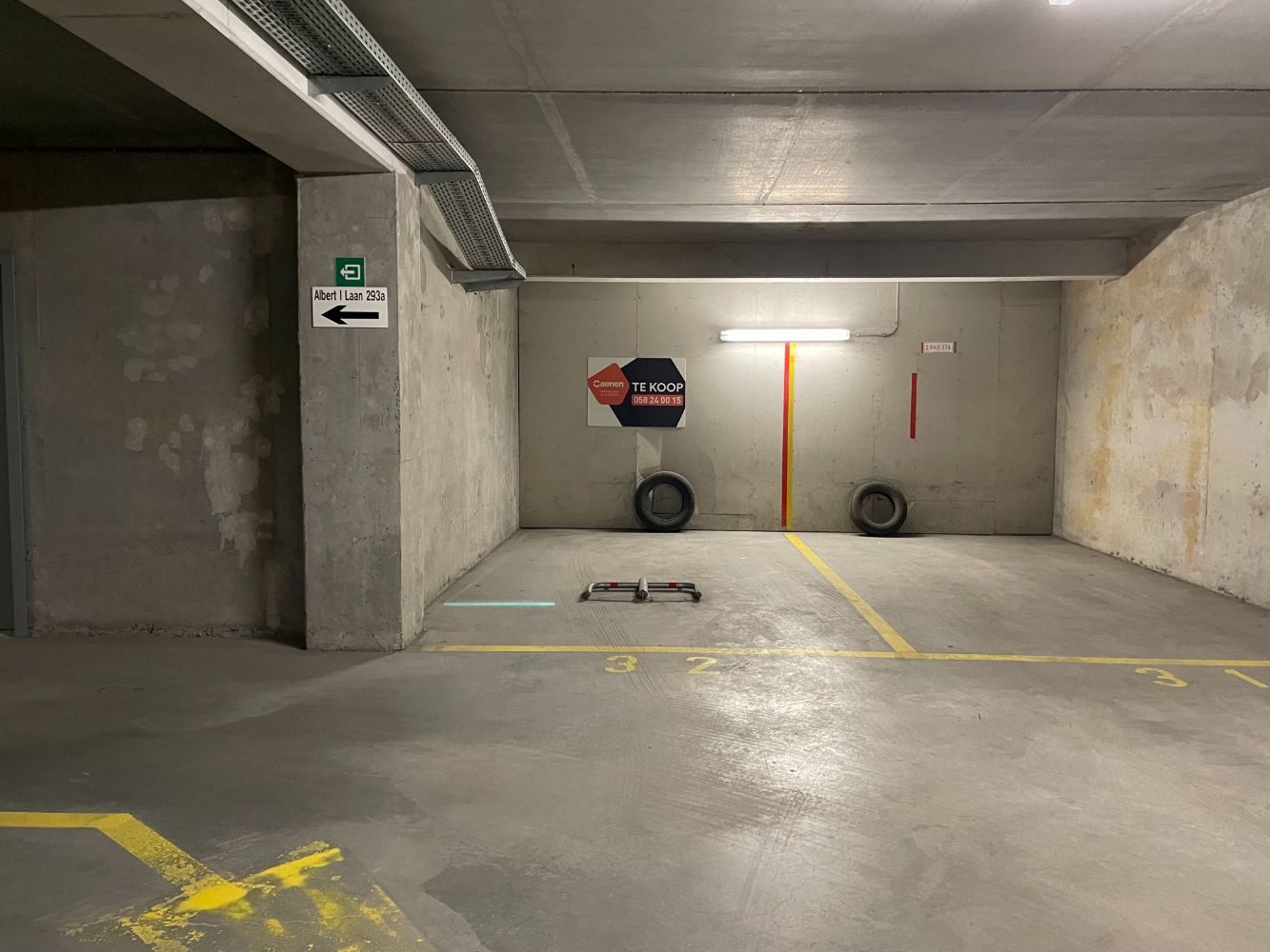 Centraal gelegen staanplaats met extra kelderberging foto 4