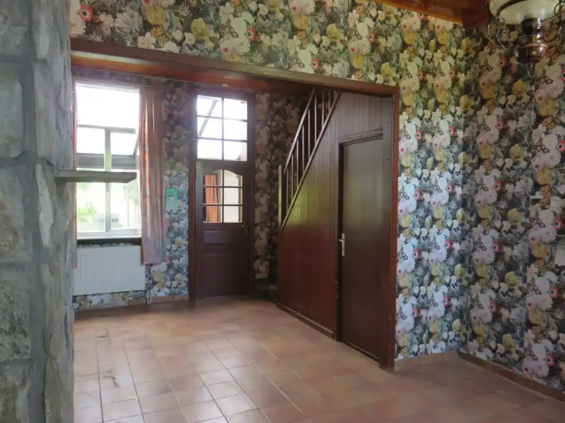 Totaal te renoveren woning op groot perceel van ca. 1270m² foto 12