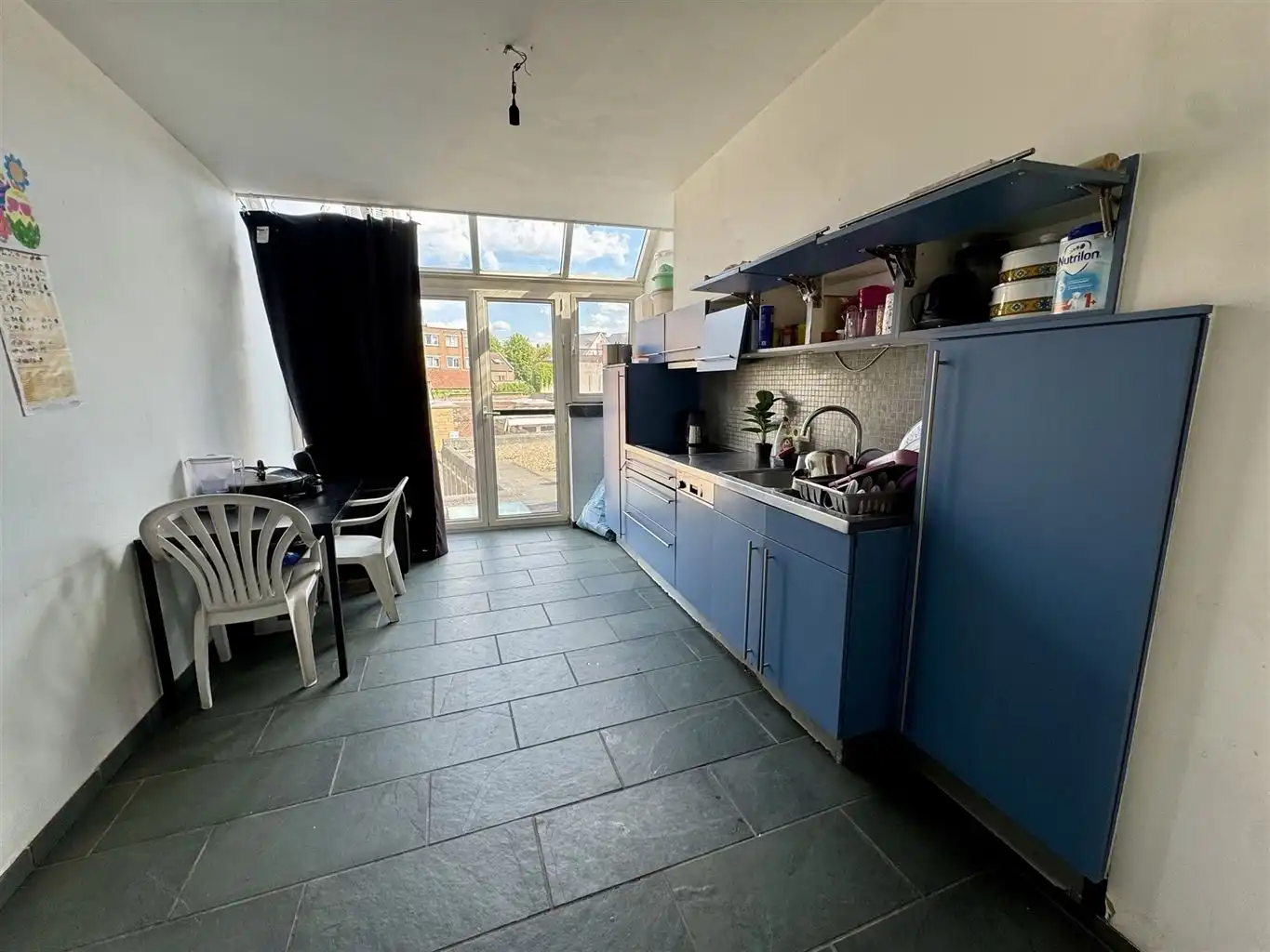 Opbrengstgebouw met twee appartementen in hartje Maaseik.  foto 13