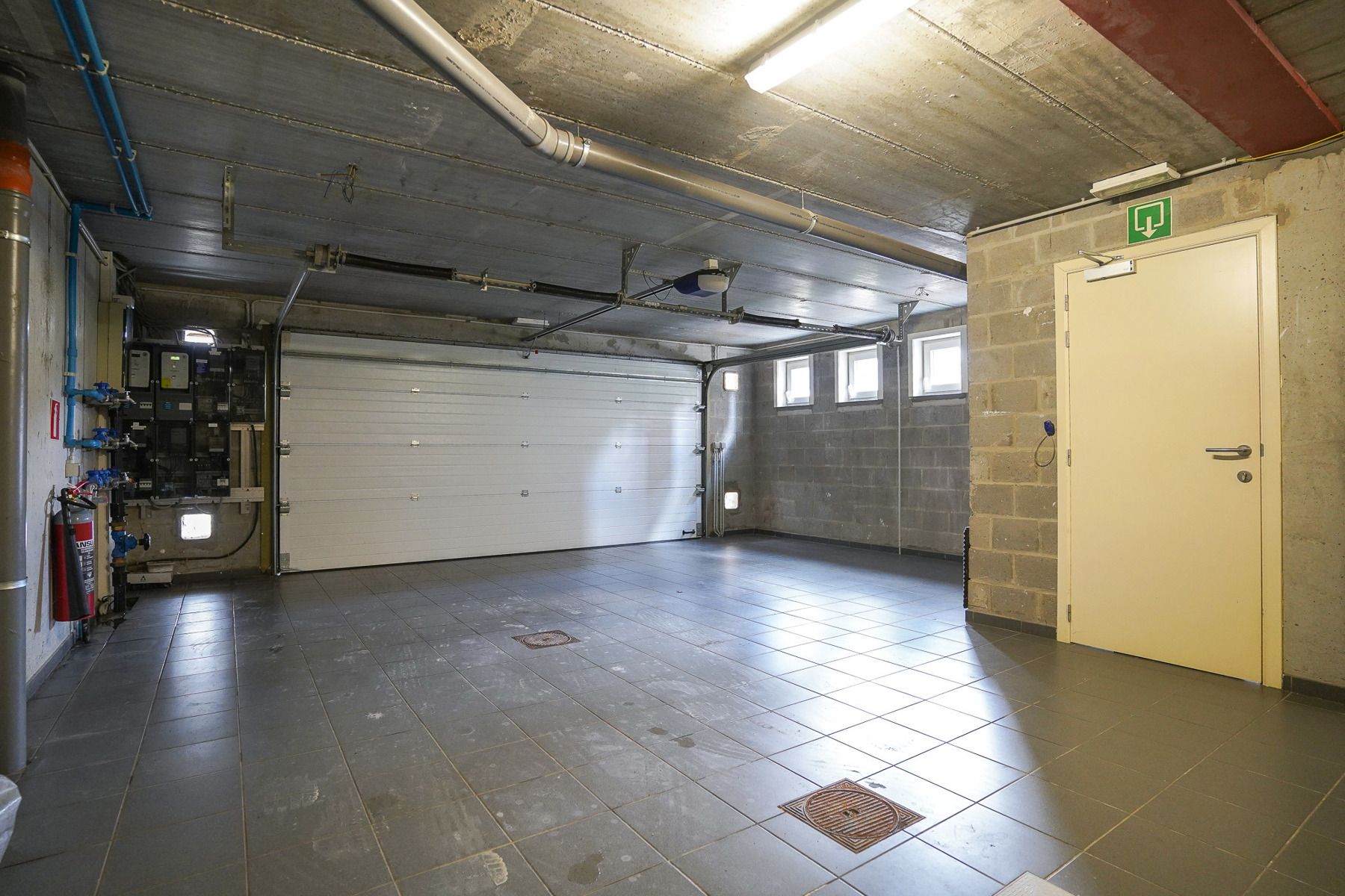 Centraal gelegen duplex appartement met garage, autostaanplaats én kelder te Merchtem foto 16