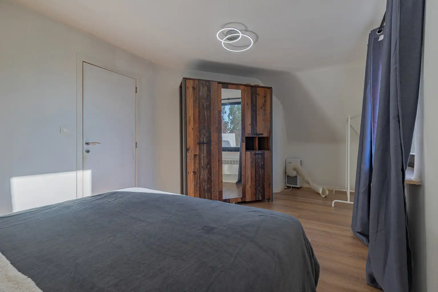 Charmante villa met 3 slpk, garage en zuidwest gelegen tuin foto 12