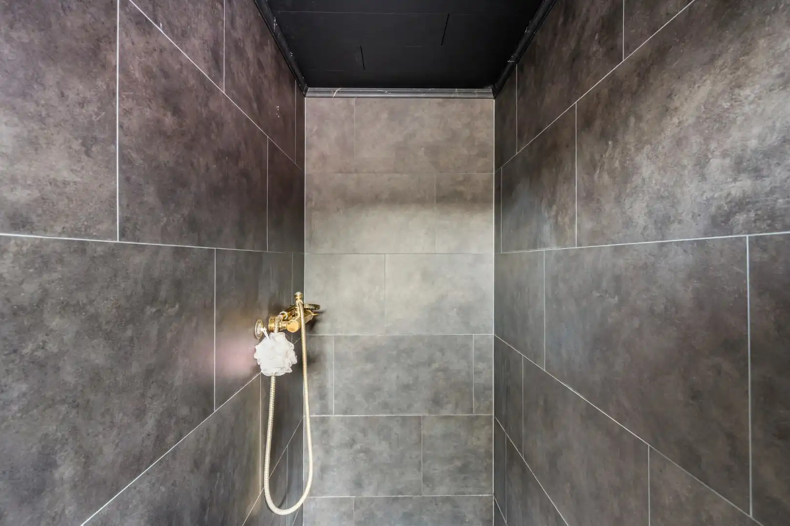 Verzorgde woning met garage, zonnige tuin en 2 slaapkamers in Dadizele-centrum foto 12