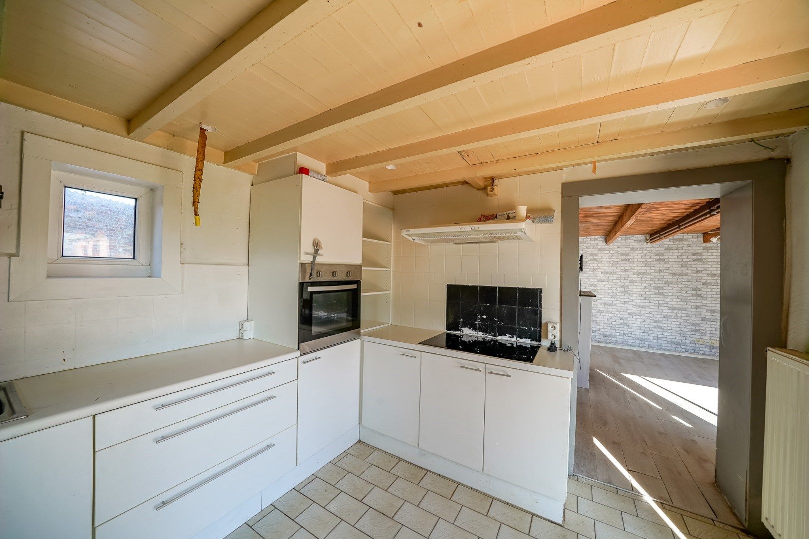 Landelijke vrijstaande woning op zongericht perceel foto 10