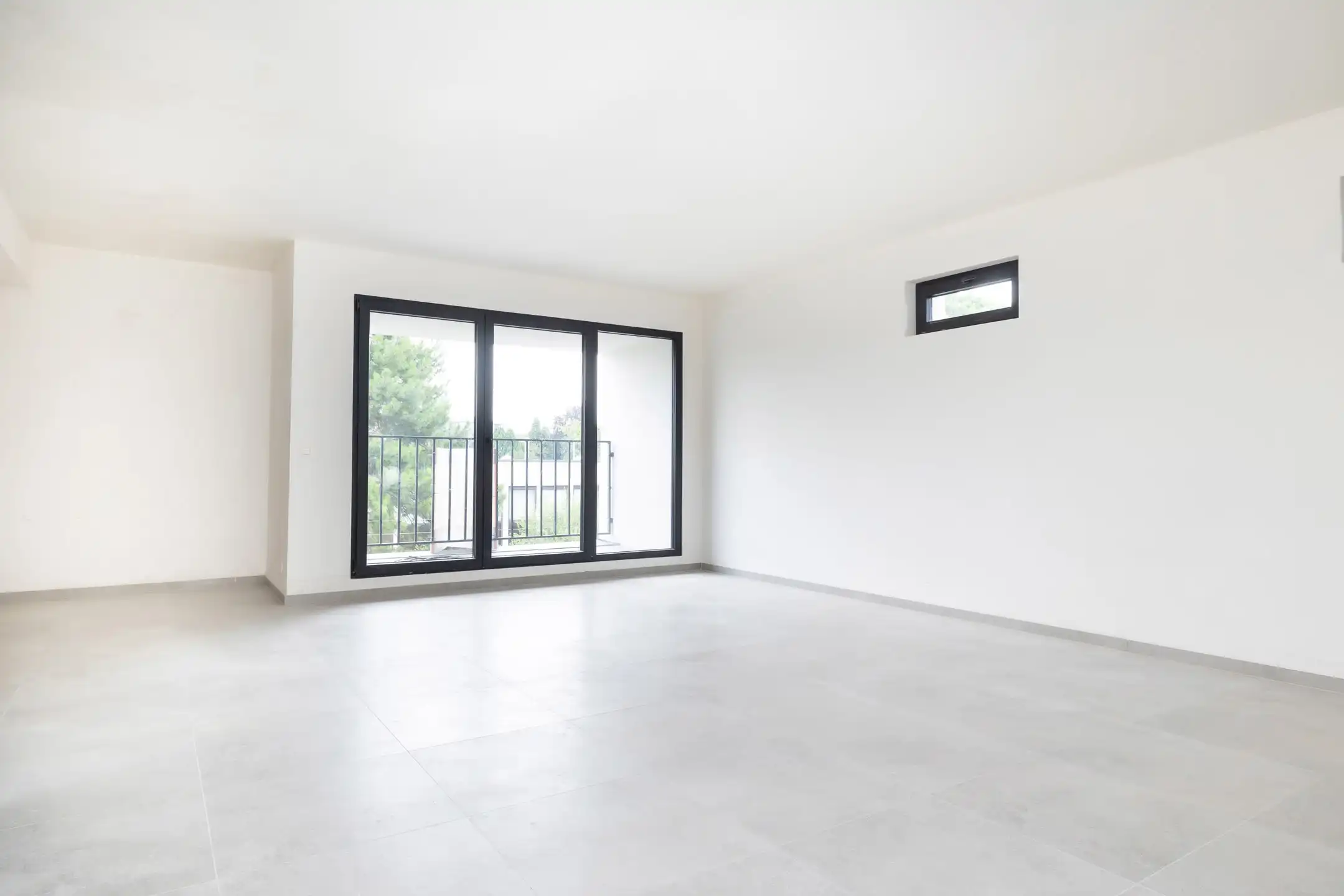 3-slpk appartement in kleine residentie foto {{pictureIndex}}