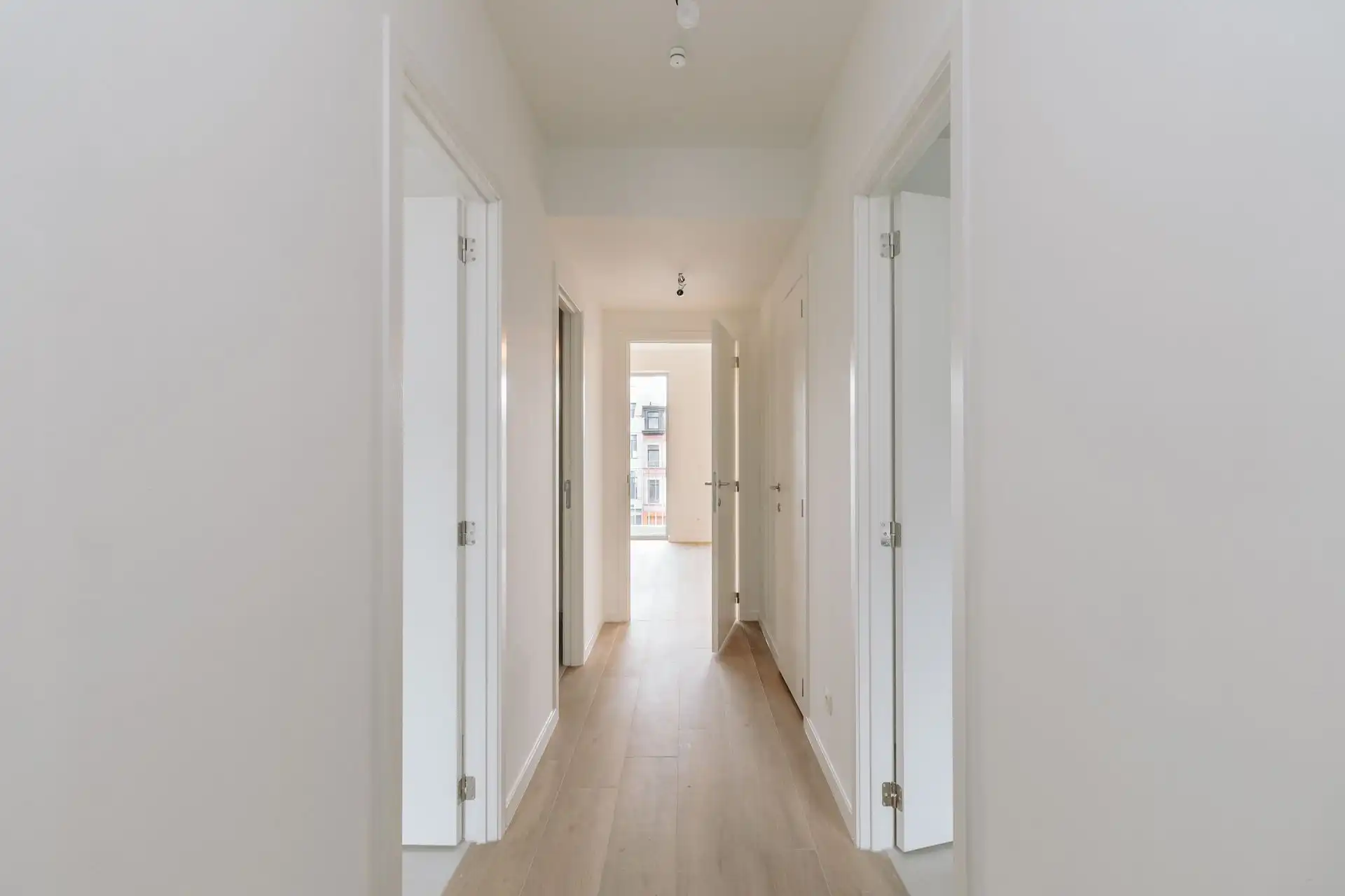 Nieuwbouw appartement met twee slaapkamers! foto 12