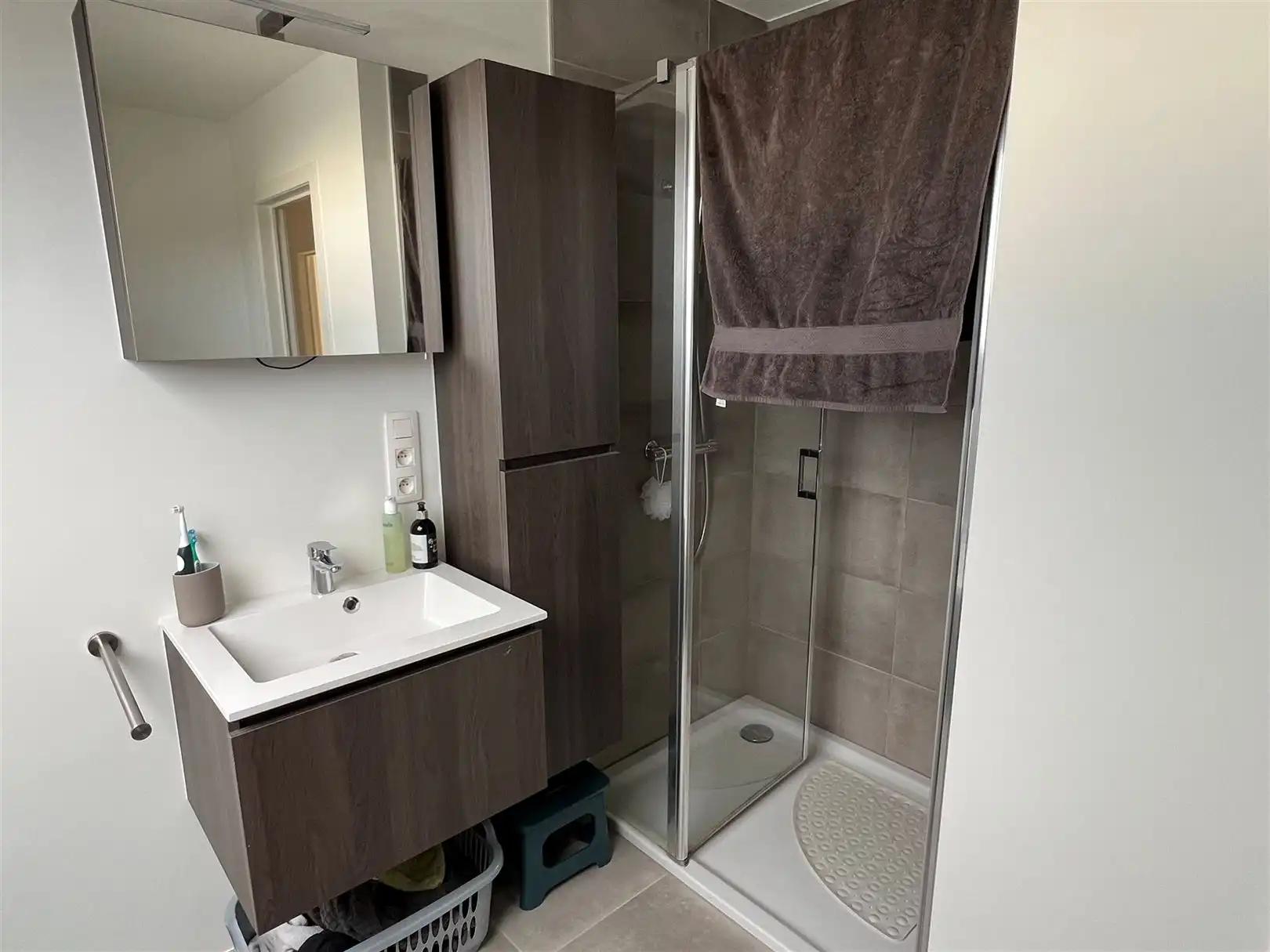 Prachtige NWB te huur met 3 slaapkamers te Deerlijk. foto 8