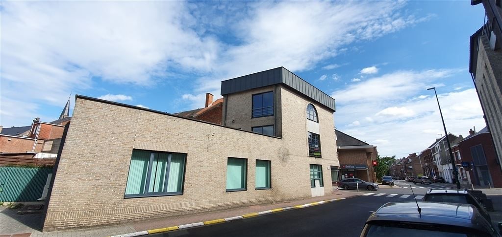 Luxueus afgewerkt triplex-appartement met groot terras foto 14