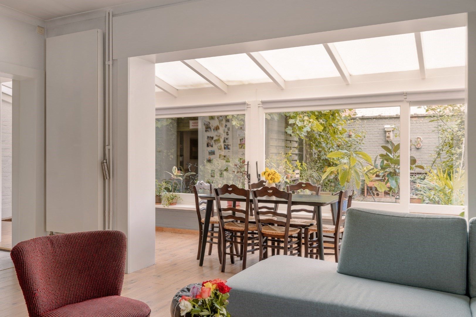 Grote woning met garage, uitweg en mogelijks 5 kamers foto 8