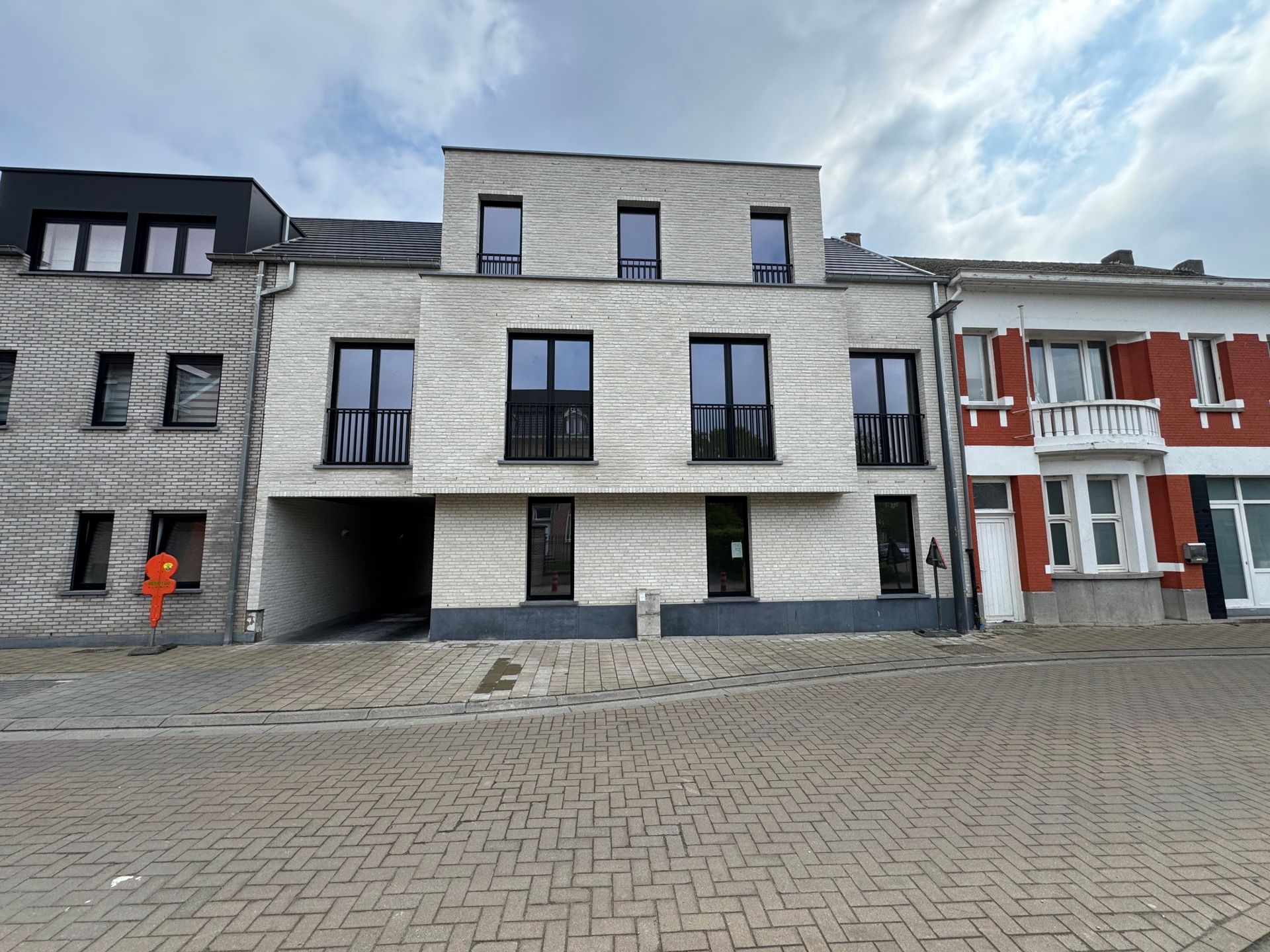 ()=>{if(producerUpdateValueVersion(node),producerAccessed(node),node.value===ERRORED)throw node.error;return node.value} Jan van Droogenbroeckstraat 48A - 2890 Puurs-Sint-Amands