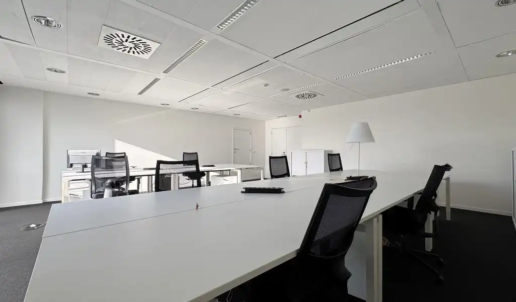 Full service kantoor in business center The Crescent in Mechelen foto 7