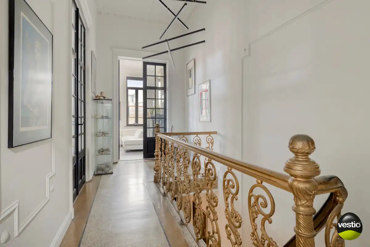 KARAKTERVOL VOLLEDIG GERENOVEERD STATIG HERENHUIS IN CENTRUM VAN TONGEREN. foto 23