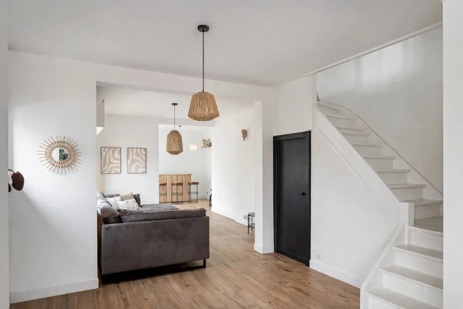 INSTAPKLARE, TRENDY HALFOPEN BEBOUWING MET TUIN EN MODERNE TECHNIEKEN foto 10