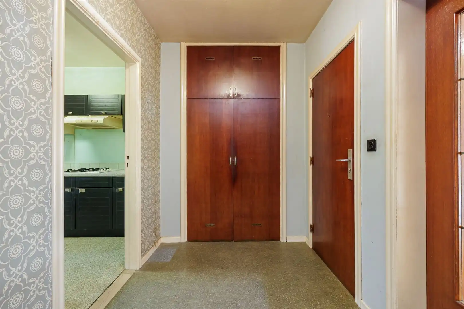 Gelijkvloers appartement met tuin foto 9