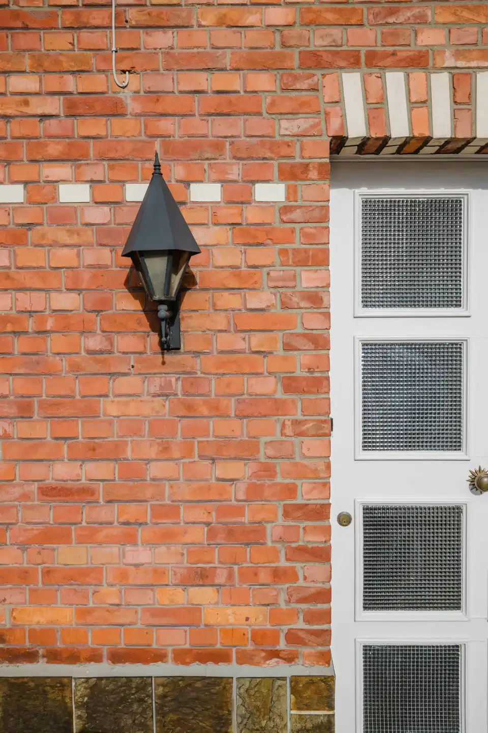 Pittoreske en charmante woning met diepe tuin in Kruishoutem foto 2