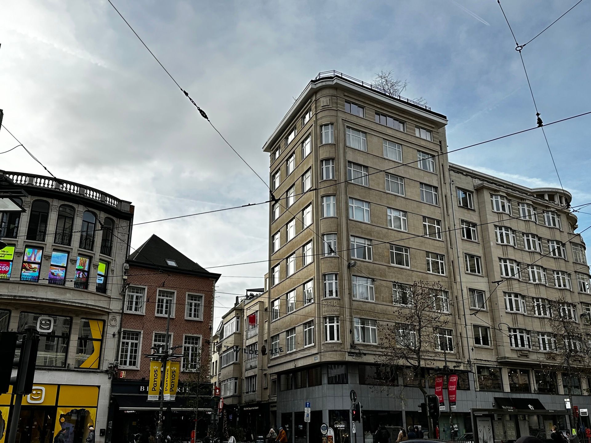 Charmant 1-slaapkamerappartement op toplocatie foto {{pictureIndex}}