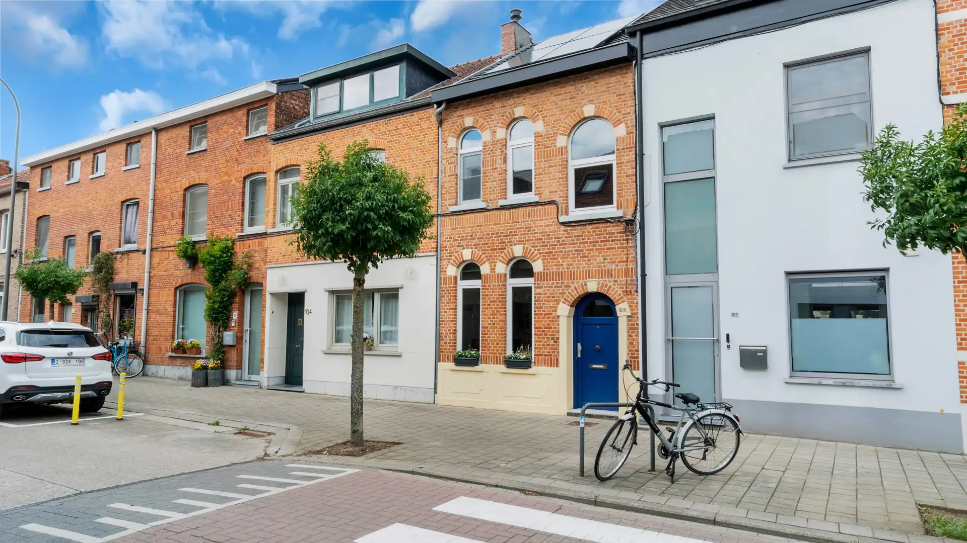 Prachtig herenhuis binnen de grote ring van Hasselt foto 2