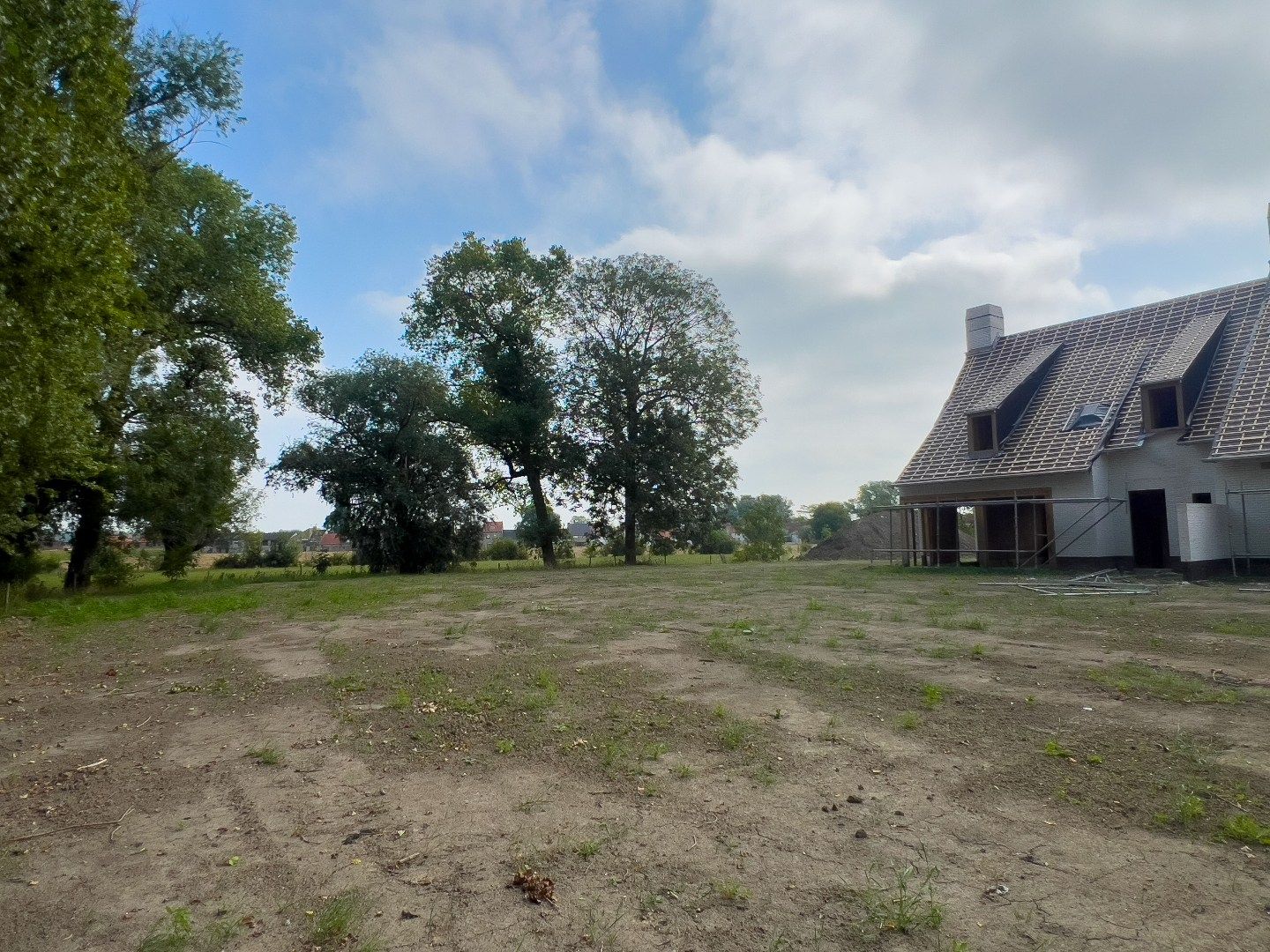 Nieuwbouw casco woning rustig gelegen te Lapscheure. foto 2