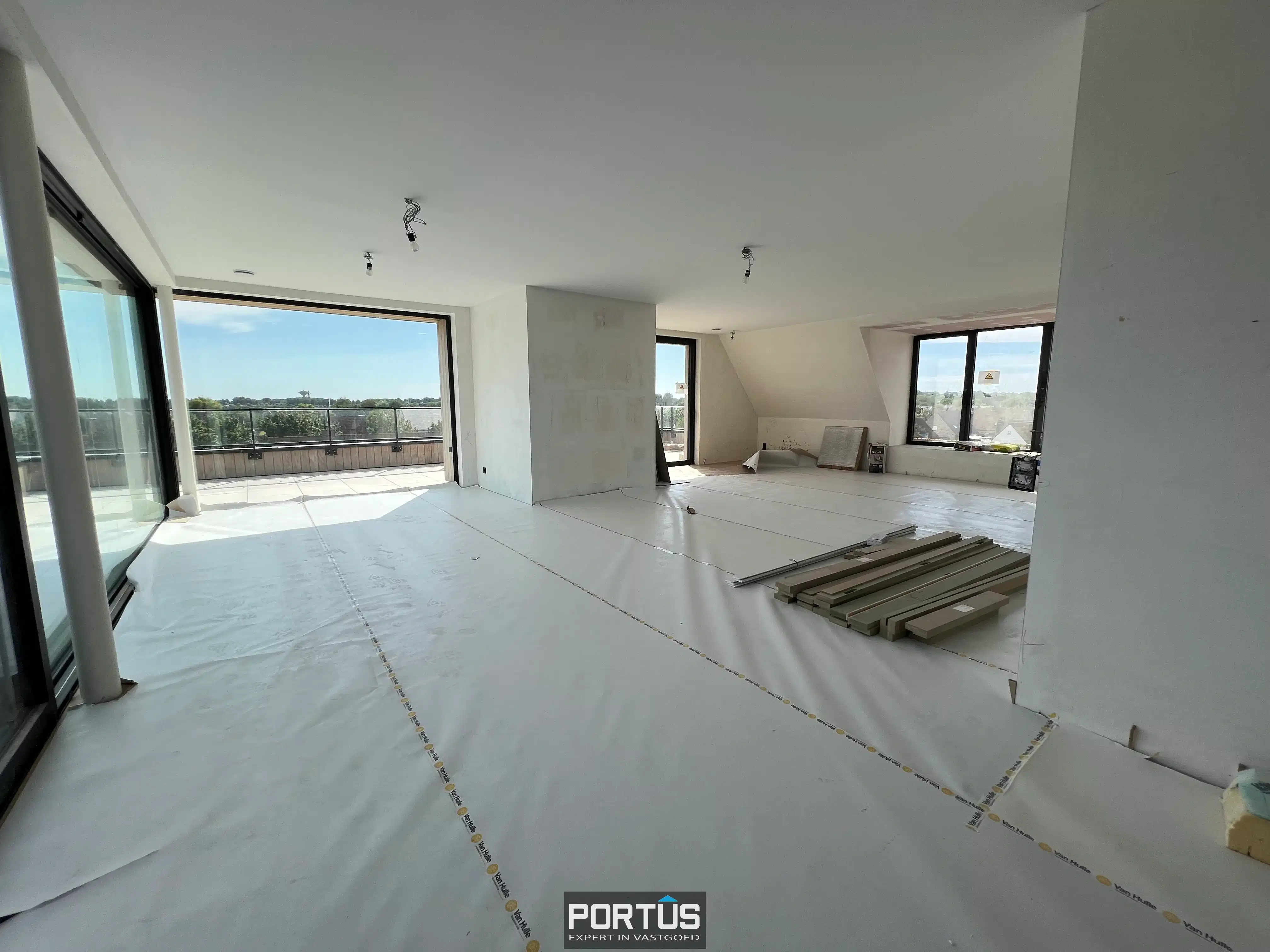 Instapklaar nieuwbouwappartement te koop met 3 slaapkamer in Residentie Portanic te Nieuwpoort foto 7
