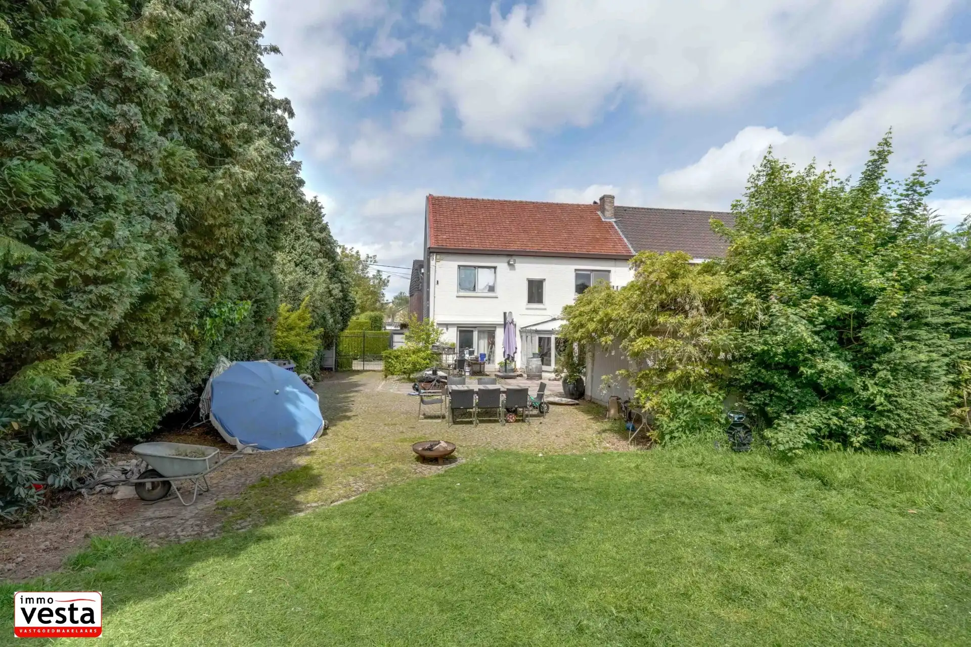 Ruime, rustige gelegen woning op goede locatie foto 18