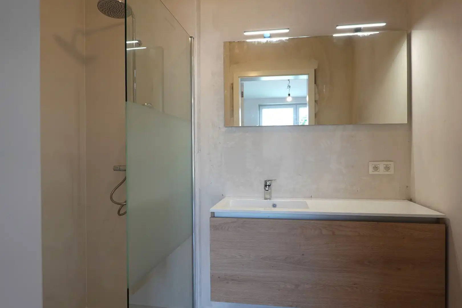 Prachtig appartement met autostaanplaats op uitstekende ligging in Brugge. foto 9