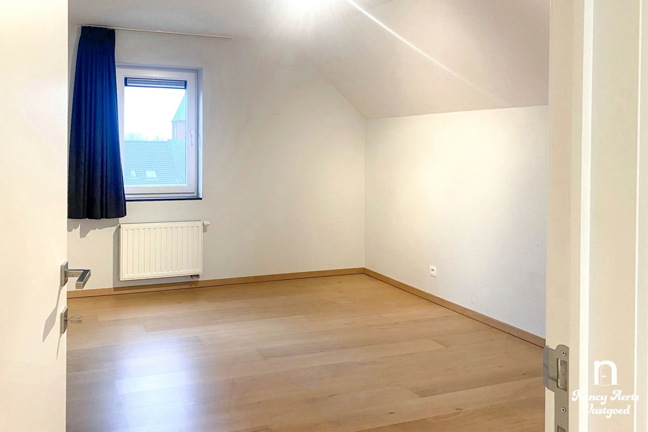 Stijlvol duplexappartement met 2 autostaanplaatsen in Lummen foto 7