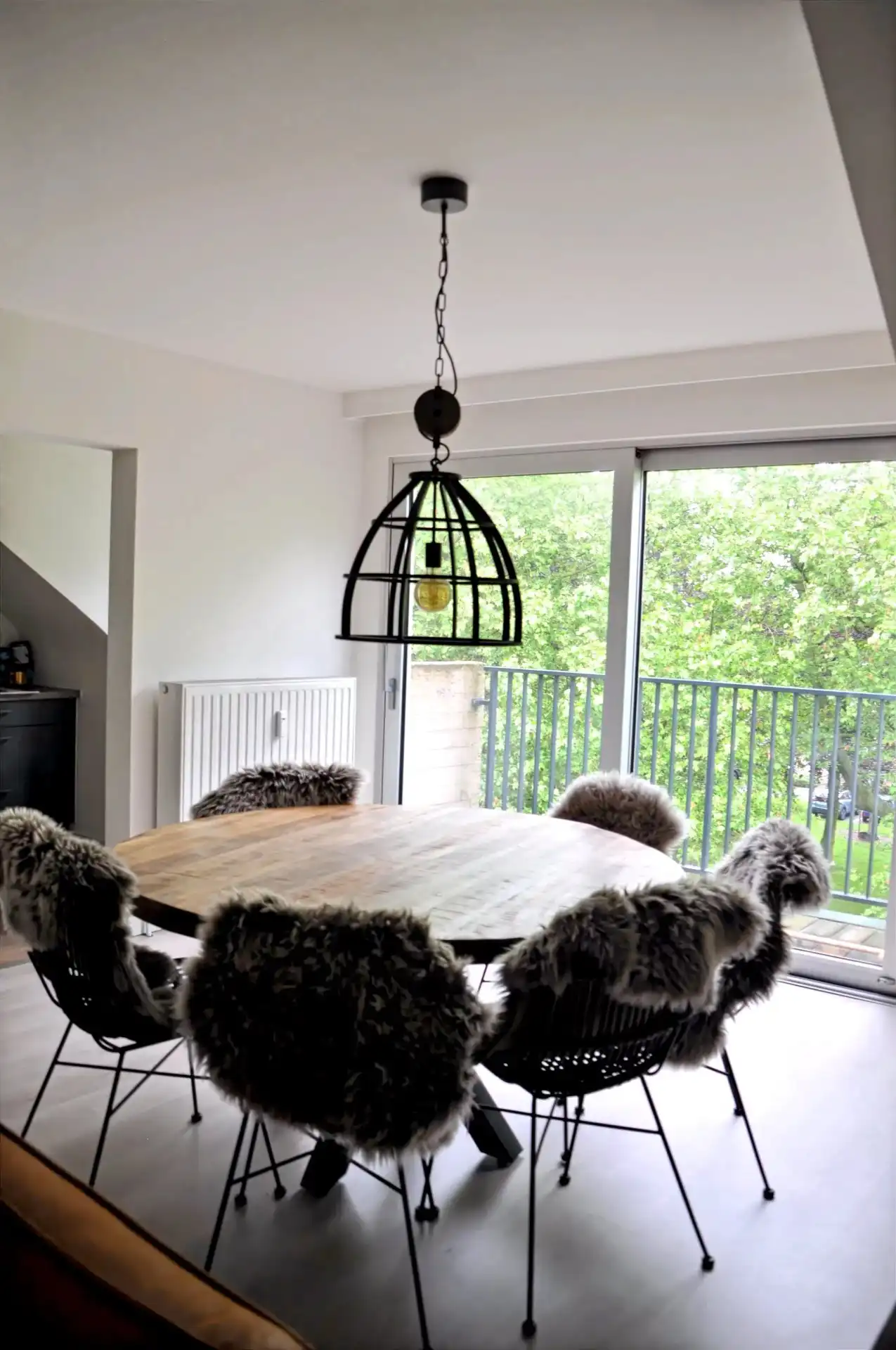 GEZELLIG APPARTEMENT MET 2 SLPKS VAN 74 M² OP EEN CENTRALE LIGGING IN HASSELT foto 4